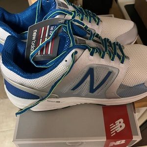 New balance running shoes nwt